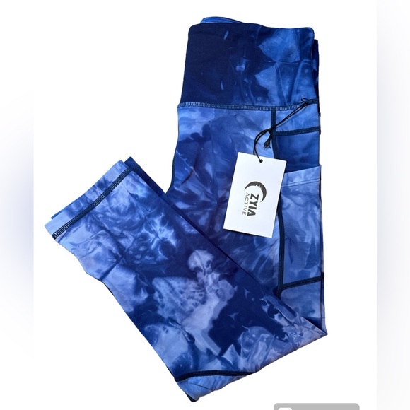 ZYIA Navy Hendrix Pocket Light n Tight Hi-Rise Capri 20” (6-8) NWT 1880 - Picture 11 of 13